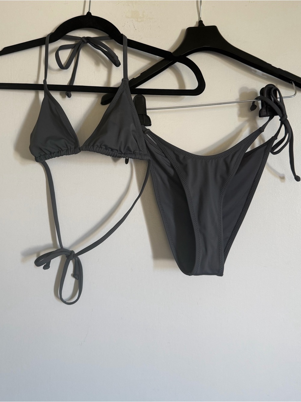 SKIMS Gray Classic Triangle Halter Tie Bikini 2-Piece Set size Small EUC